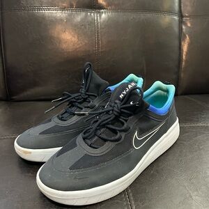 Nike sb nyjah 2 Olympic dark obsidian/ hyper jade
